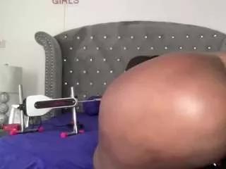 coco-dethick on CamSoda 