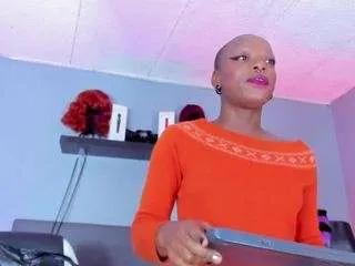 coco-kiiss on CamSoda 