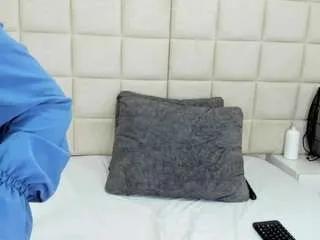 crysttall on CamSoda