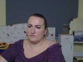 dianamgg — erotic dance [3333 tokens remaining]