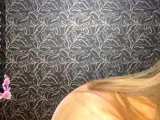 dionreagin — Stroke my nipples with some ice [51 tokens remaining]