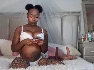 dommelovely on CamSoda 