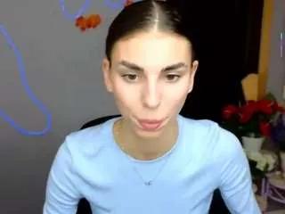 emmigreen on CamSoda 