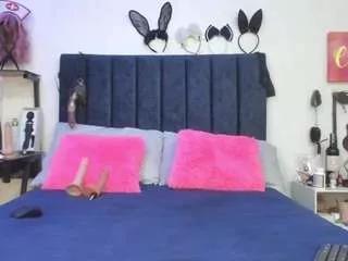 emmily-giraldo on CamSoda 