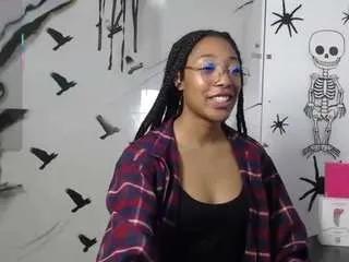 esmeraldasweet0 on CamSoda 