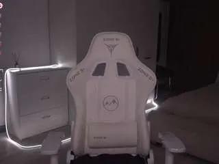 evelina-fox on CamSoda 