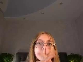 glendorabun — stick two fingers into my pussy [155 tokens remaining]