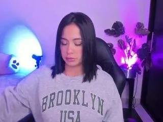 hanna-1sweet on CamSoda 