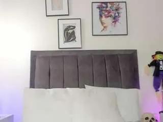 helen-moorex on CamSoda 