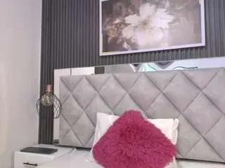 huddahmonroe on CamSoda 