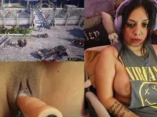 india-rae-blaze on CamSoda 