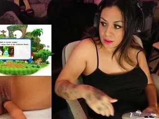 india-rae-blaze on CamSoda 