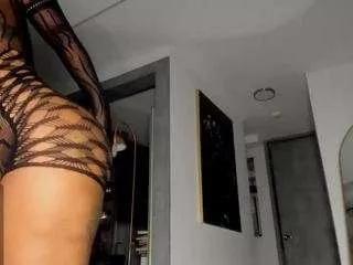 indianova on CamSoda 