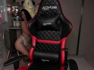 ivy-scott — cum+squirt for you [1500 tokens remaining]