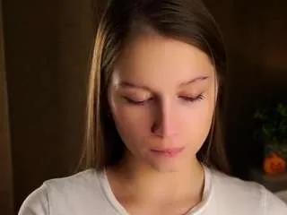 katrinabellman — Welcome every, My Goal: hard massage tits under bra(close cam) [50 tokens remaining]