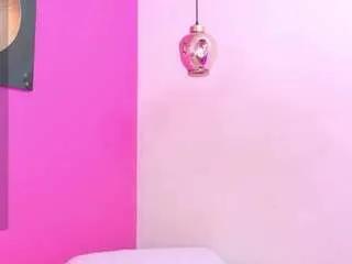 kinky-camila on CamSoda 