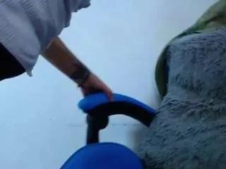 klylls-squirt on CamSoda 