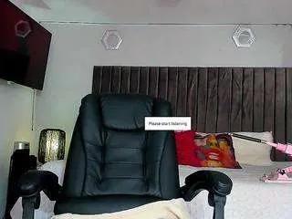 lizzypink on CamSoda 