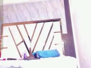 lola-hornei on CamSoda 