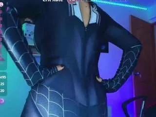 milley-rose on CamSoda 