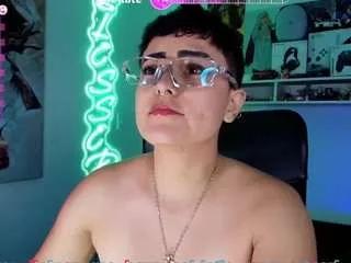 milley-rose on CamSoda 