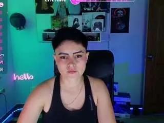 milley-rose on CamSoda 