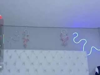 natashaa-black on CamSoda 