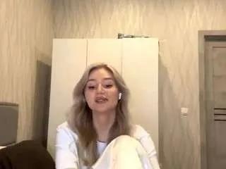 renatamercier — take of my pants [77 tokens remaining]