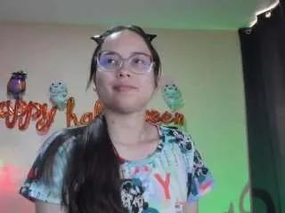 sahantalcerezo on CamSoda 