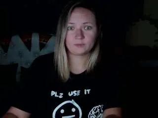 sallyverda on CamSoda 