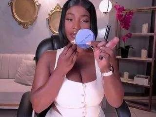 savannahstorm on CamSoda 