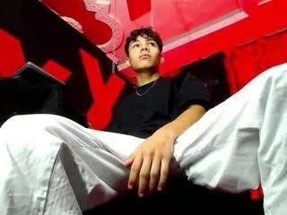 semerhottt on CamSoda 