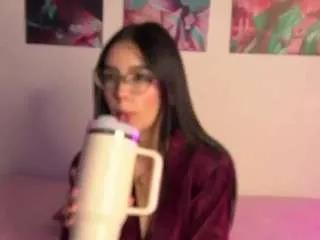 sweettirenn on CamSoda 