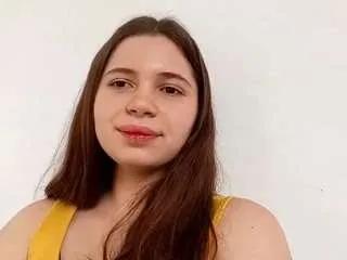 tasiamariacher — for my first goal: turn around! #new #18 #shy [25 tokens remaining]