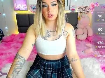 dannia_13 on Chaturbate 