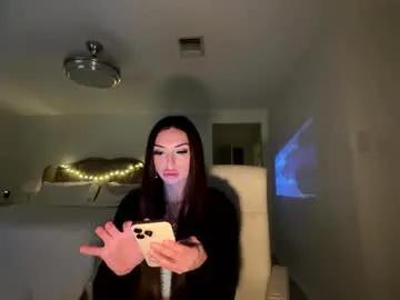 ella_ella_ella_ay on Chaturbate 