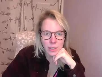 holly_bourbon — see it ALL *only* in pvt! #blonde #glasses #milf #southernaccent