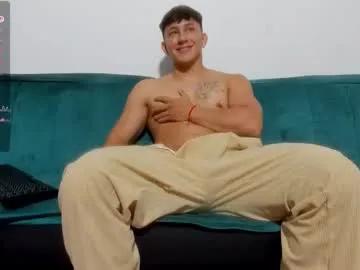 jacques_cardiet — GOAL: show cum + eat [1762 tokens remaining] welcome to my room the pvt is open #muscle #cum #young #bigcock #lovense #latino