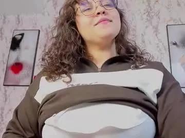 larissa_antonella — Tease me with your tips - kiss  - #bbw #bigboobs #bigpussy #fuckmachine #hairyarmpits