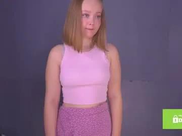 lilahhn — Goal: Take off top in frame(handbra 10 min) Hey Guys <3 Im Sofi and #new #cute #18 yo girl with #bigboobs and #shy for first time here [0 tokens remaining]