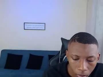 miiloo18 on Chaturbate 