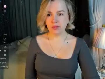 nikki_kai on Chaturbate 