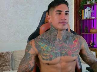 adan_reilly on Flirt4Free 