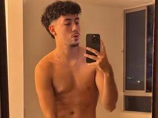 charles_wild — Freechat on Flirt4Free