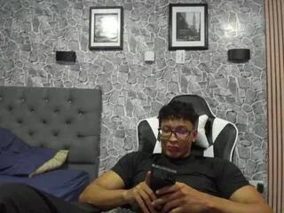 chriss_jones — Freechat on Flirt4Free