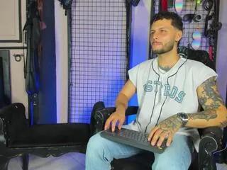 clio_tadeo — Freechat on Flirt4Free