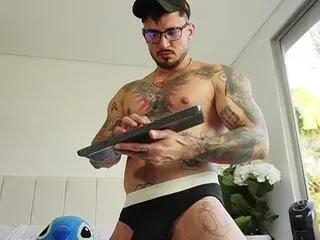 dimitri_sullivan on Flirt4Free 