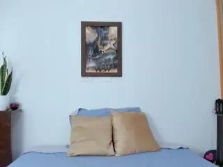 emily_sands — Freechat on Flirt4Free