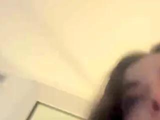 isabella_sandoval — Freechat on Flirt4Free