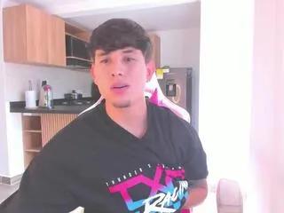 jason_hookerr — Freechat on Flirt4Free